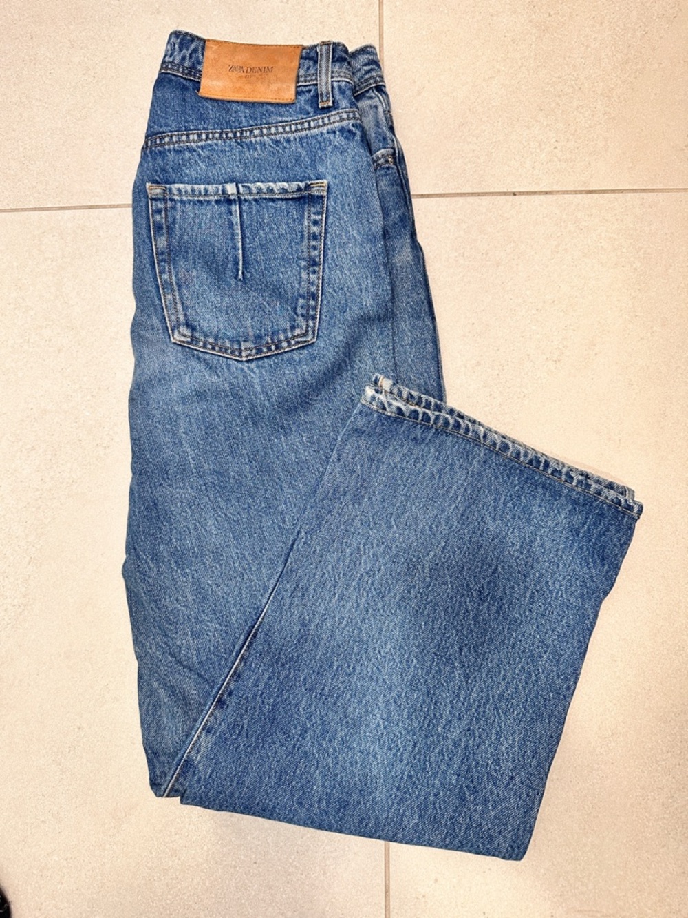 Zara High Rise Straight Leg Jeans